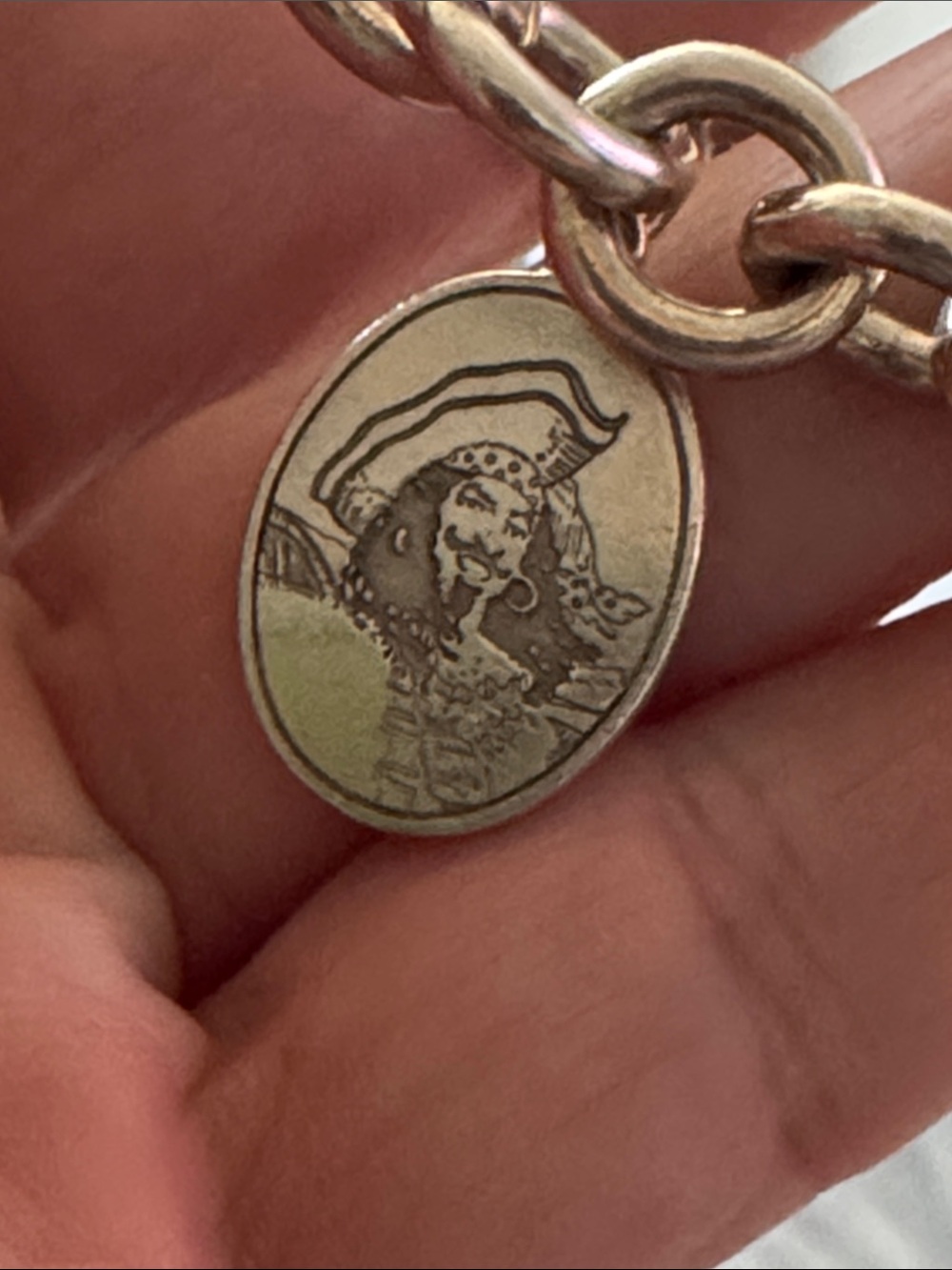 Extremely Rare Tiffany “Pirate” Charm Clasping Silver Link Bracelet - Picture 10 of 10
